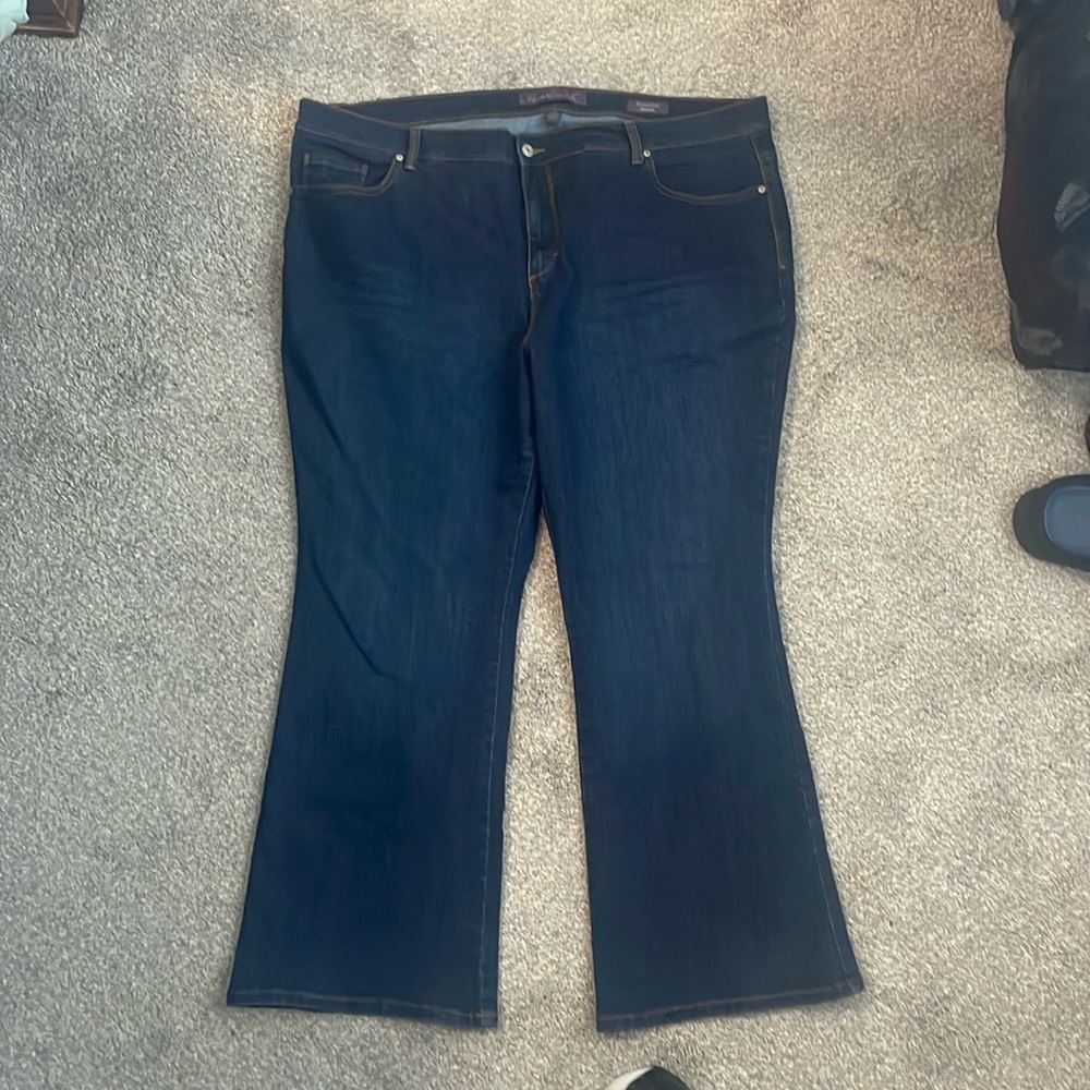 Women’s size 22 WS jeans by Gloria Vanderbilt